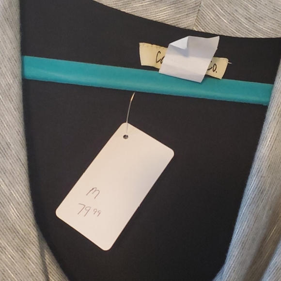 Shirt - Picture 4 of 4